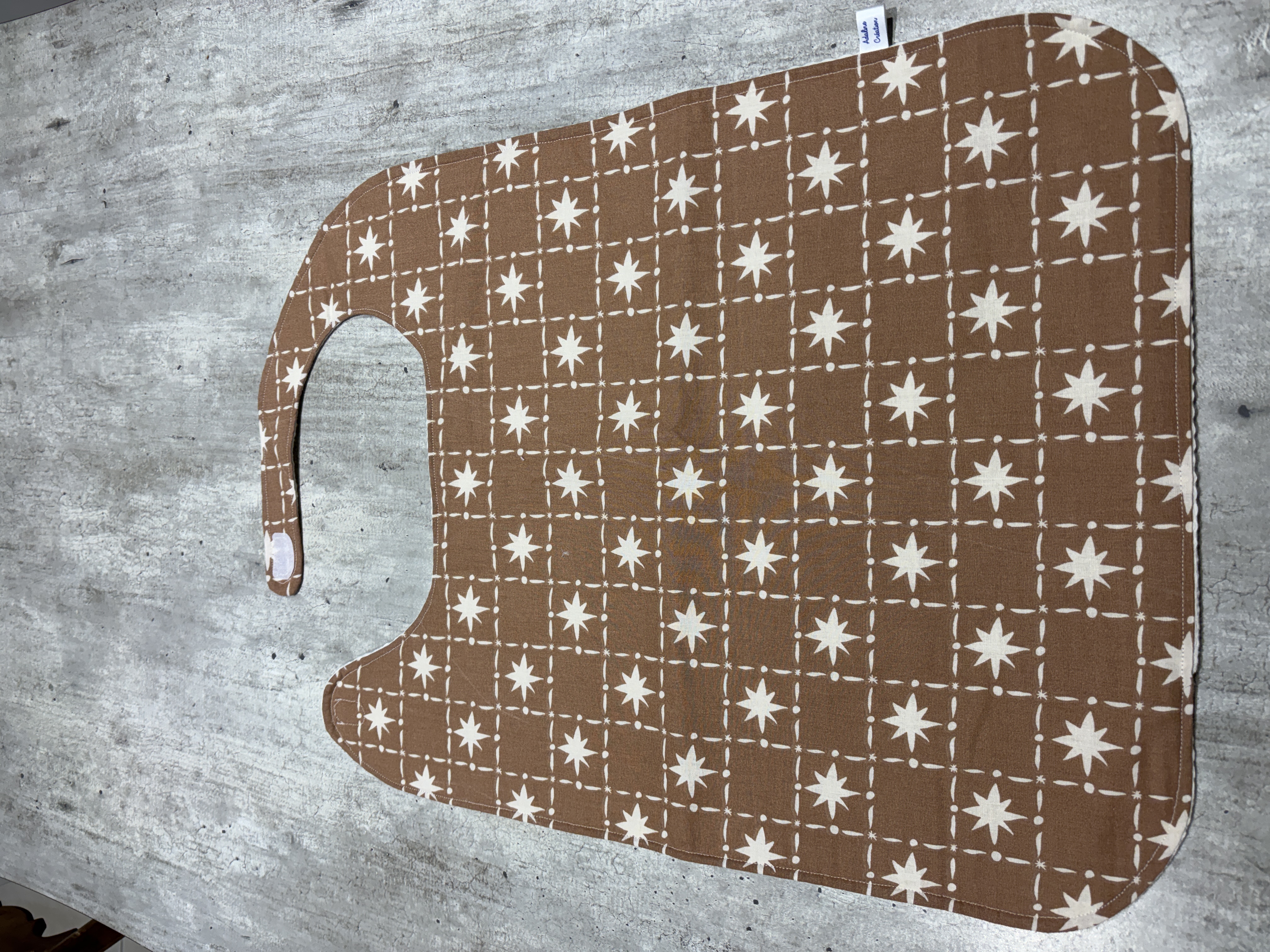 Serviette adulte (bavoir) nid d'abeille