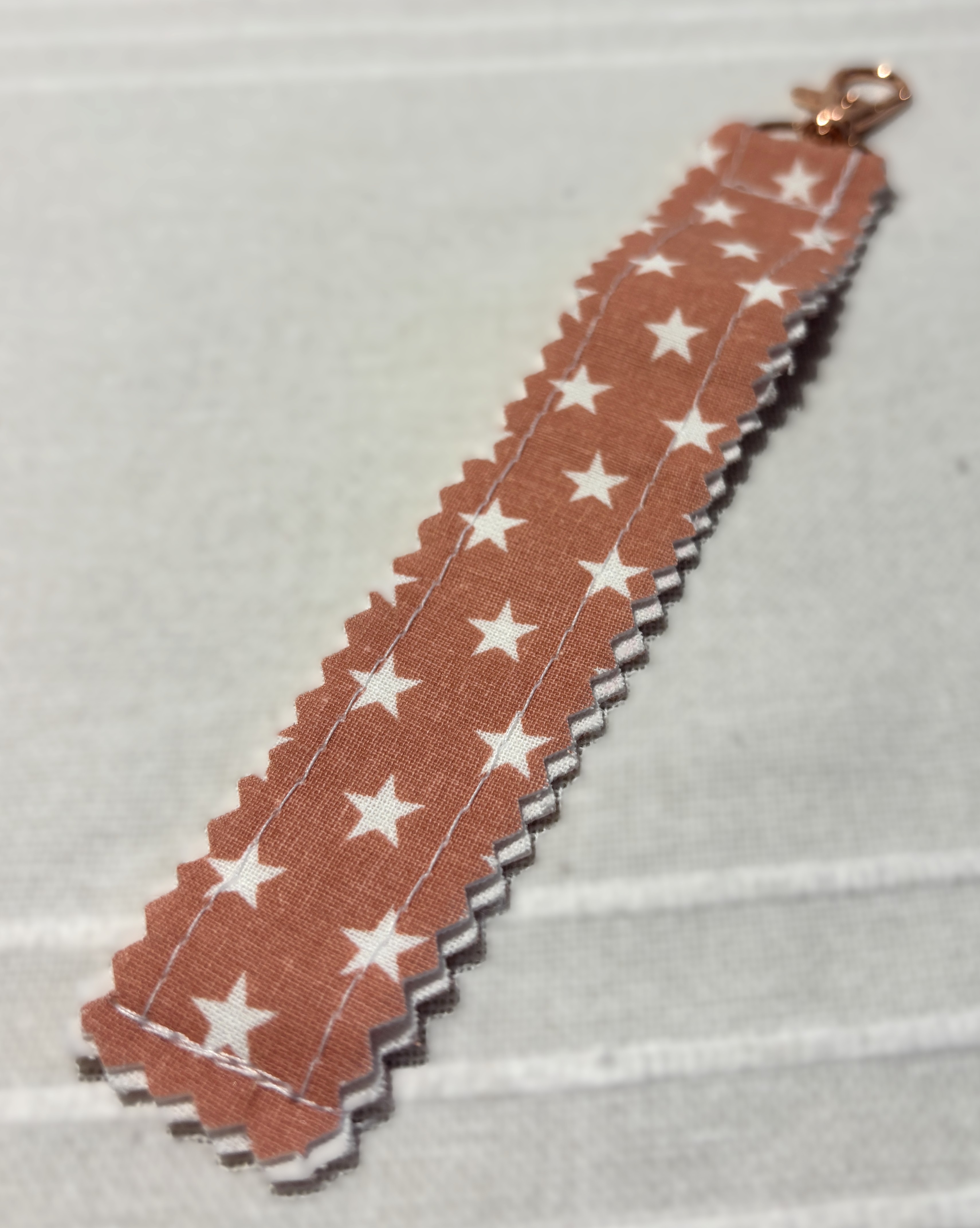 les étoiles sur fond saumon - Image 4