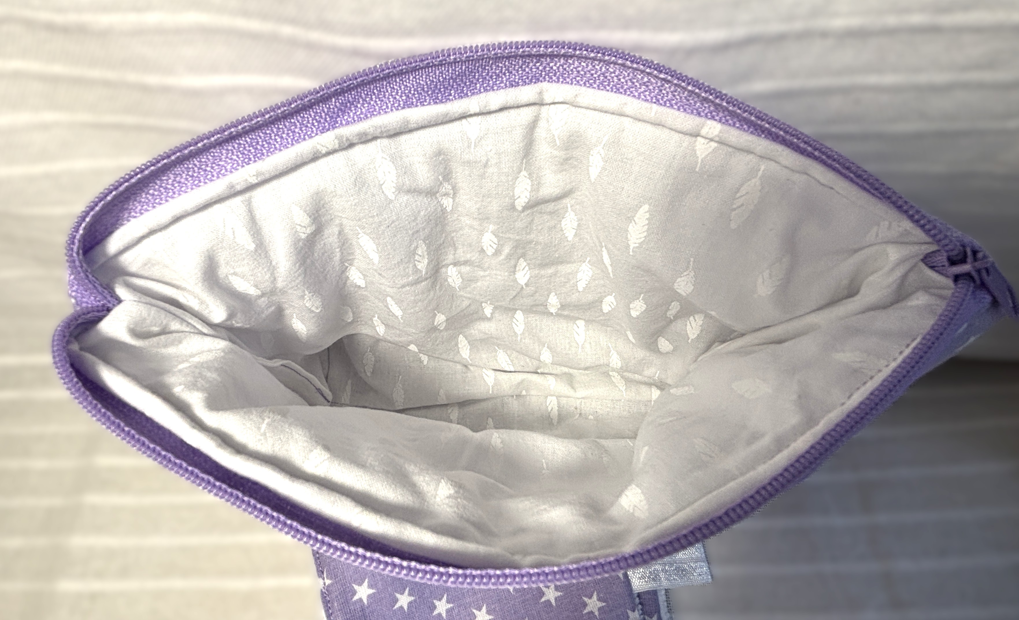 Les étoiles sur fond violet - Image 4